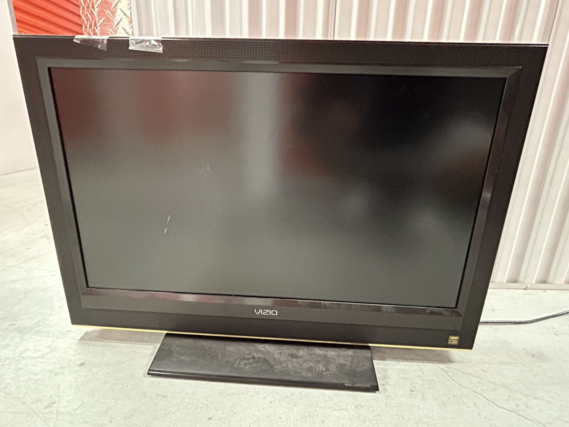 Vizio 32 inch TV 1080p with remote