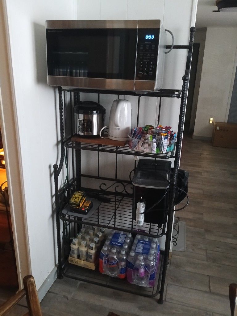 Wrought Iron Bakers Rack with 4 Wood Shelves