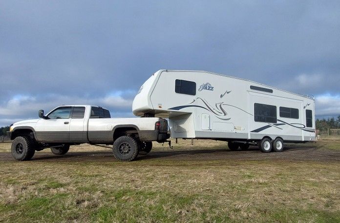 5th Wheel, Gooseneck Towing, Hauling. Transport