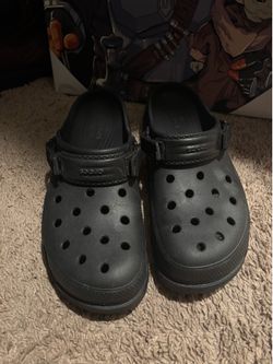 Men’s crocs