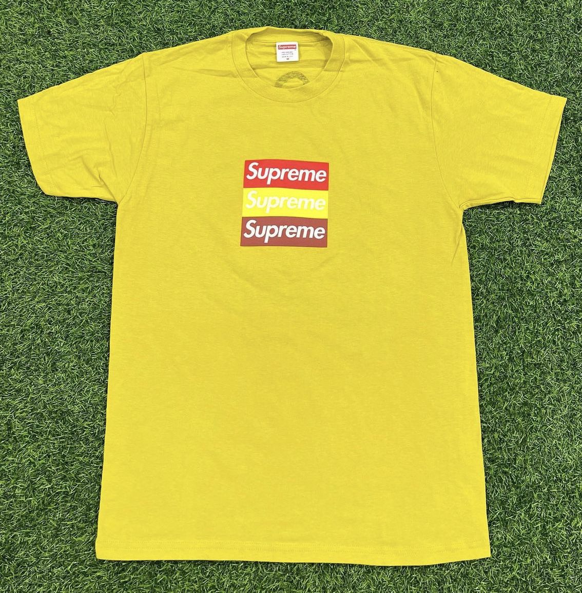 Supreme x AssPizza Collab T-Shirt size M