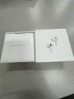 Apple AirPods 2nd Generation In-Ear Headset MagSafe Charger - White - Excellent