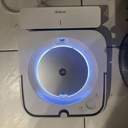 iRobot Braava Jet M6 (6110) Ultimate Robot Mop- Wi-Fi Connected, Precision Jet Spray, Smart Mapping, Works with Alexa, Ideal for Multiple Rooms