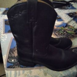 Botas De Hombre Size 9.