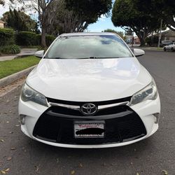 2015 Toyota Camry SE