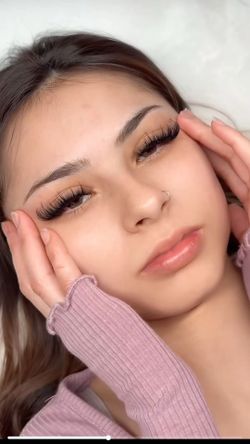 Lashes/Pestañas