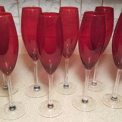 8 red stemware wine glasses $20 