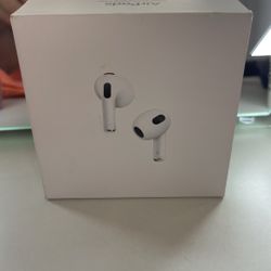 Airpods 3rd generation with magsafe charging case And Active Noise Cancellation