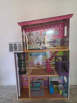 Doll House