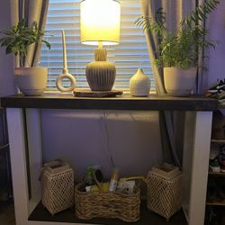 Entry Way Table 