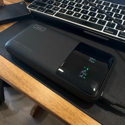 INIU 27,000mAh 140W USB C Fast Charging Power Bank | 100W PD