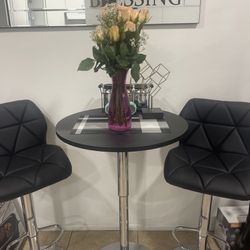 Cocktail Table And Stools