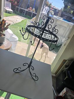 Jewelry holder