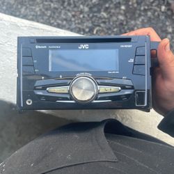 JVC CD RECEIVER/stereo 