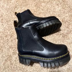 Dr Marten Chelsea Boots Size 8