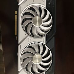 GeForce RTX 4070 Dual OC Asus 