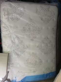 These are Twins and Queens only,I have Kings and https://offerup.com/redirect/?o=ZnVsbHMuTXk=  twins are thick double and single  sided.Dealing with W