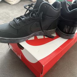 New Kids’s Nike Shoes Black, Kids’ Size 4 Y