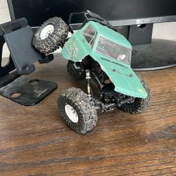 Fully modified axial scx24