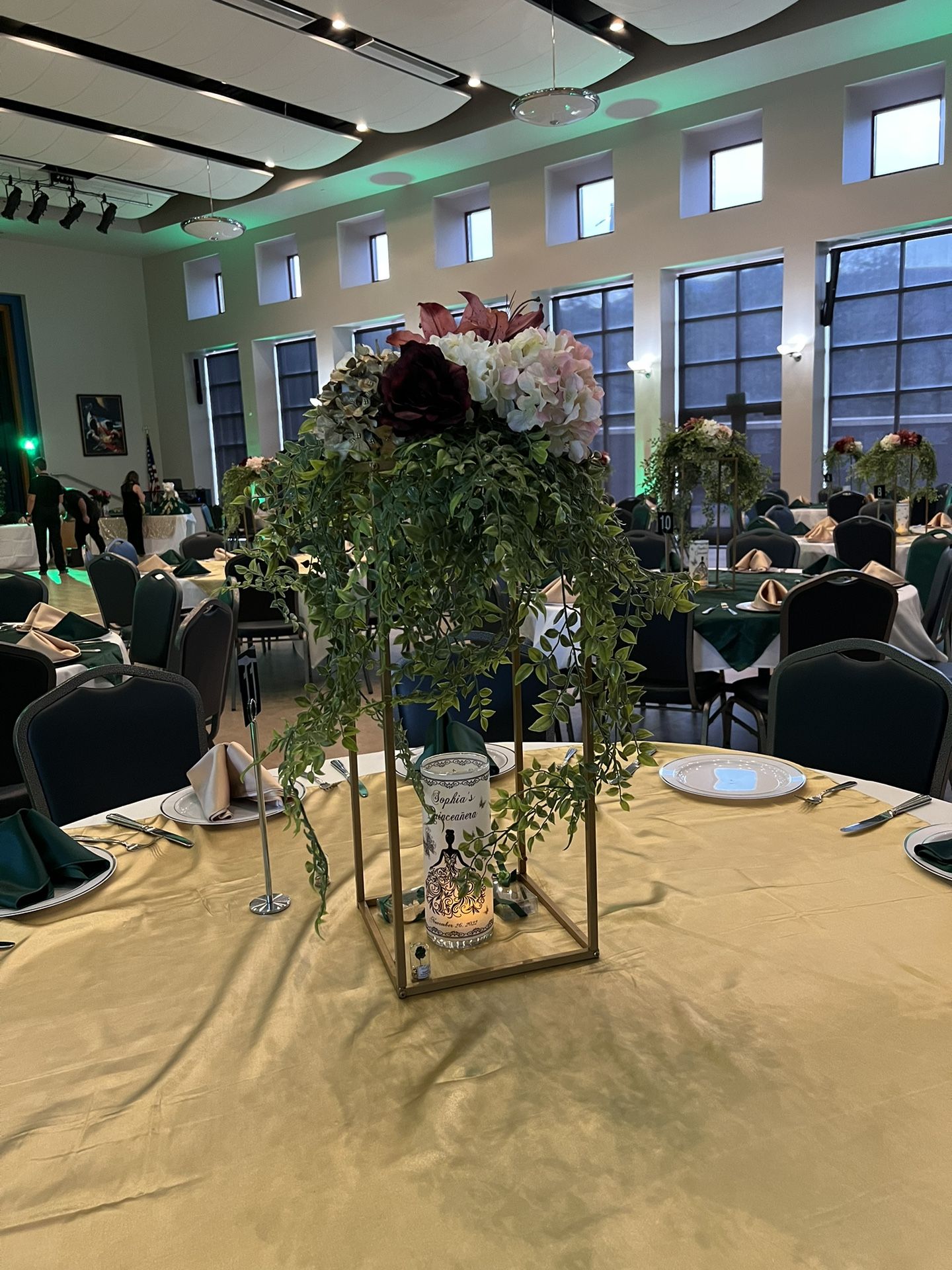 Tablecloth Overlays