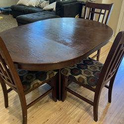 Kitchen / Dining Table Set With Chairs 