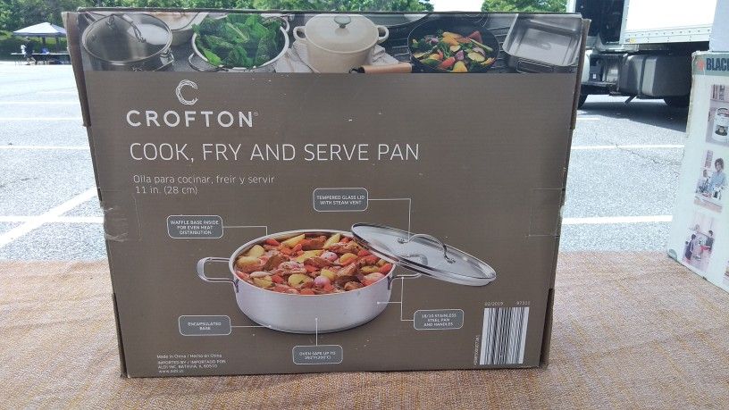 11 in Cook, Fry, and Serve Pan - Crofton