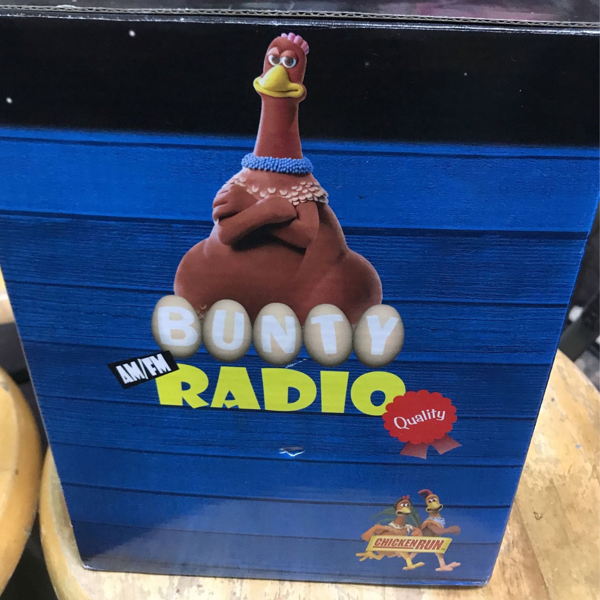 CHICKEN RADIO Electronics & Media