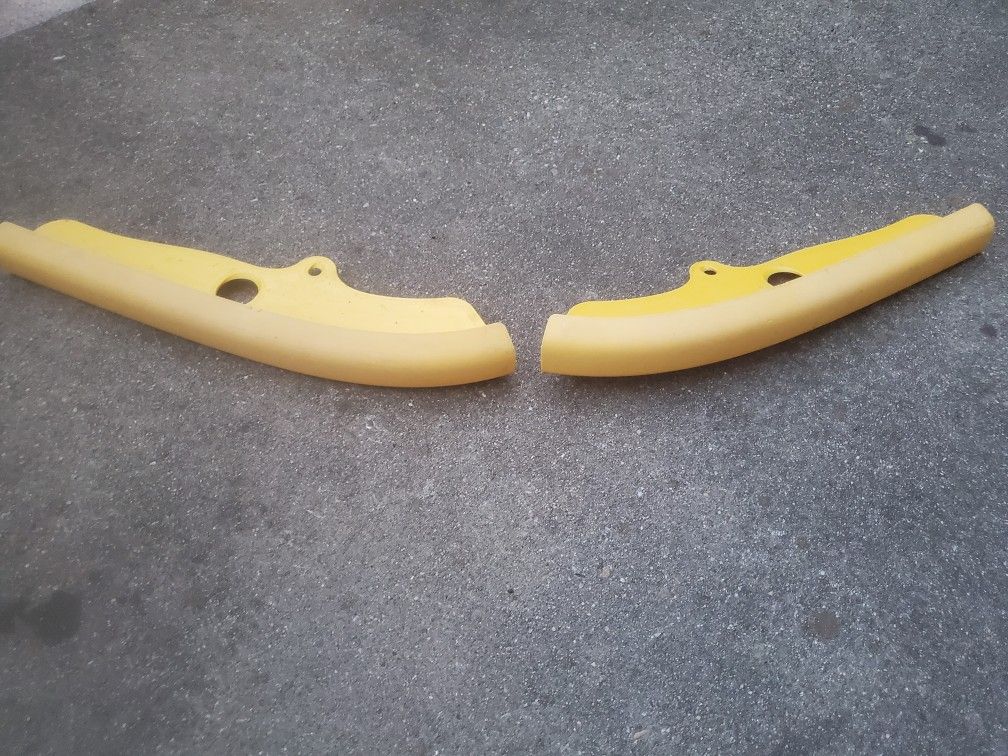 Dodge Challenger - Front Bumper Lip Splitter Protector
