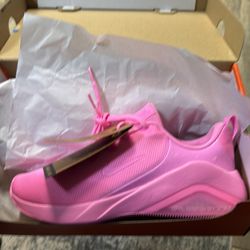 Nike Air Zoom Bella 7