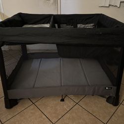 4moms Pack N Play 