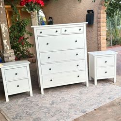 Dresser With Nightstands 