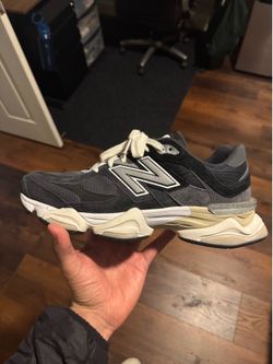 New Balance 9060 Black Grey