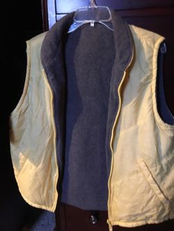 Yellow vest medium