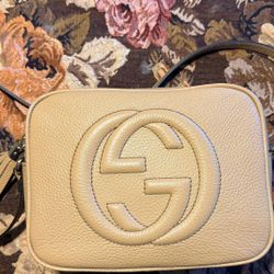 Authentic Gucci Soho Crossbody 