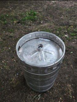 Beer alcohol kegs