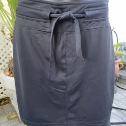 MERRELL OPTI WICK UPF 50+ WOMENS ATHLETIC SKIRT SIZE S