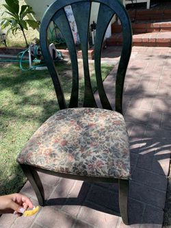 2 Chairs