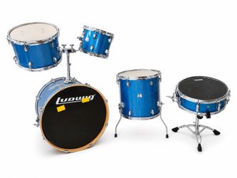 Drums to be sold
