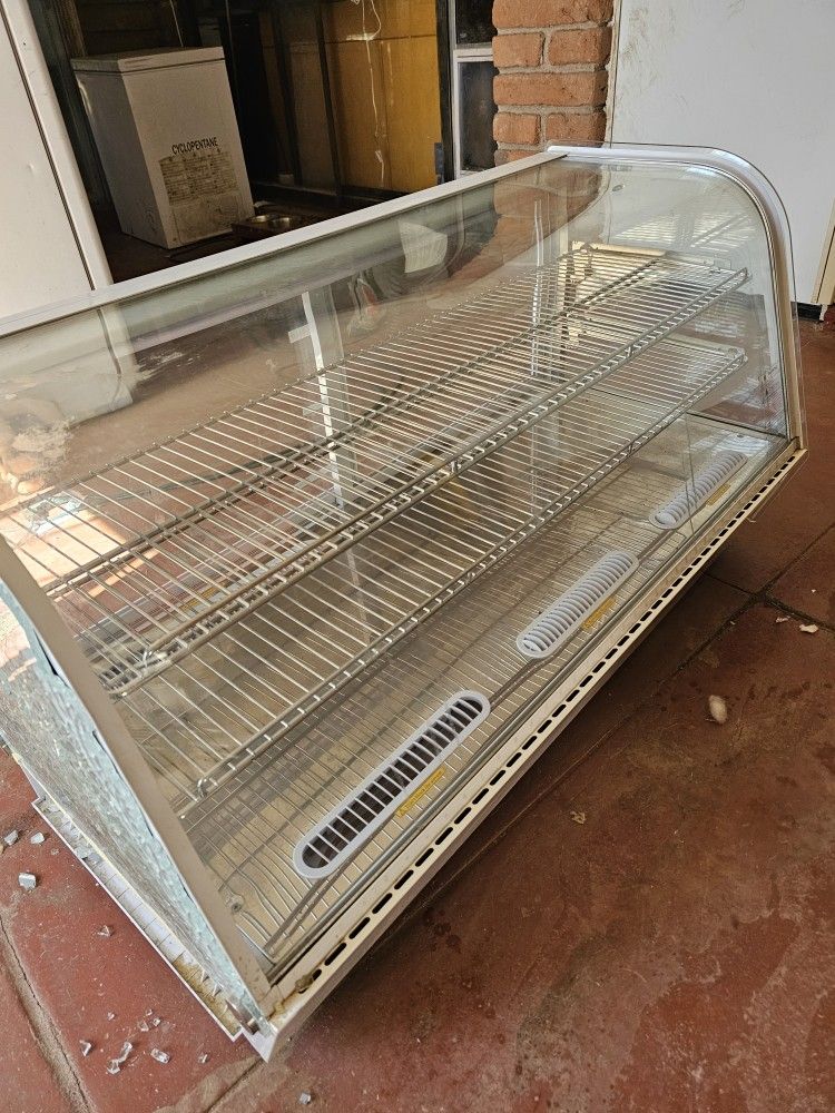 Commercial countertop refrigerated display OBO *READ DESCRIPTION