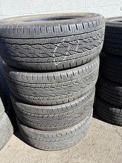 255/55/20 Continental Tires con 80% de vida las 4