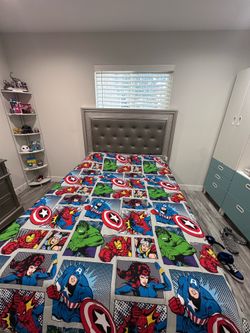Queen bed