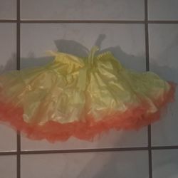 NEW  XS  Tutu