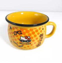Sanrio Hello Kitty Taiwan 7-11 Limited Hong Kong Ver 4.5" 550ml Ceramics Mug