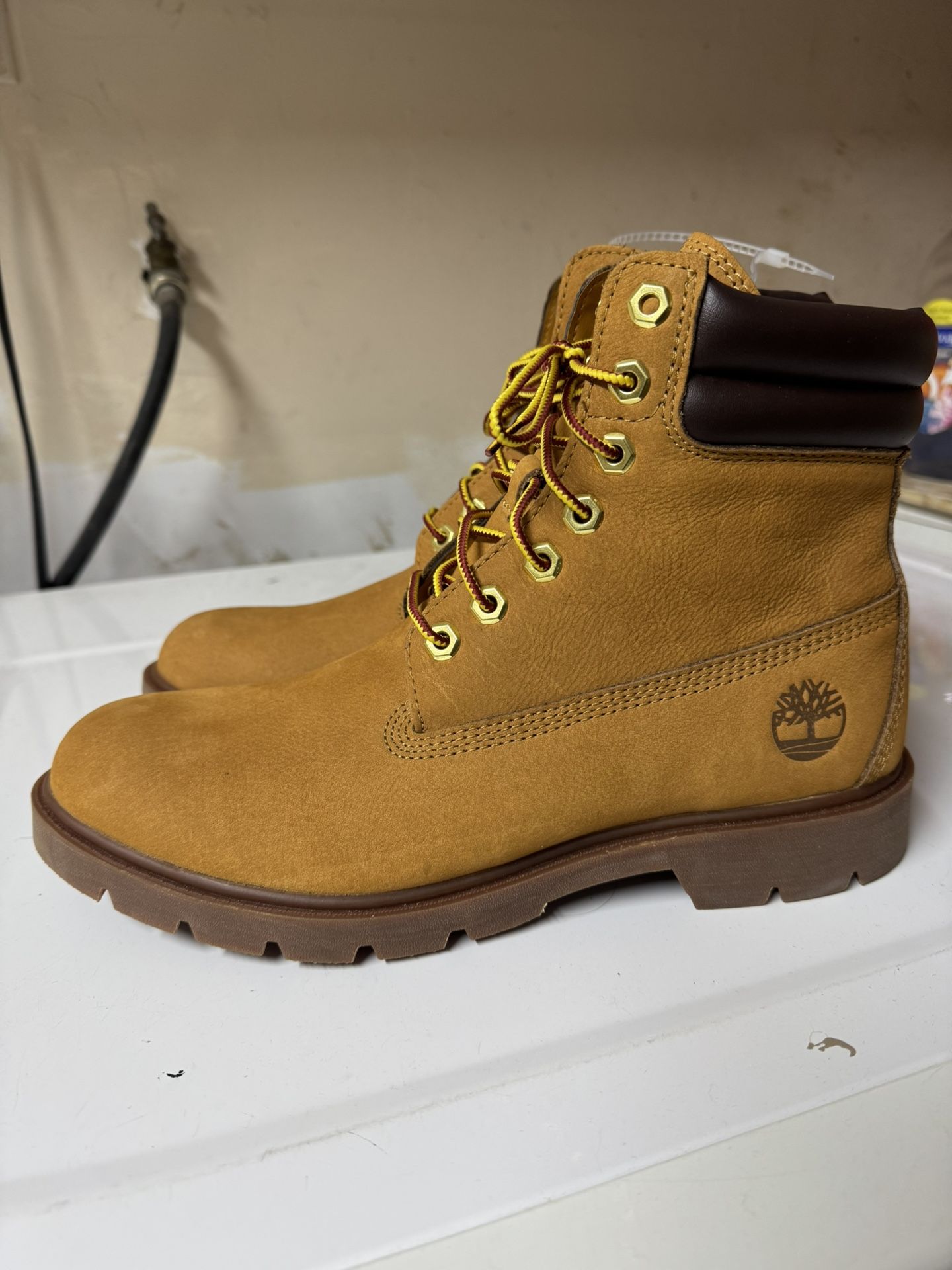 Timberland men Boots Size 9