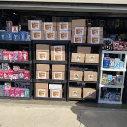 AG Collectibles Hugh Sale Today Lots Of Bobble heads & Autographs And Lots More. Today From 10am To 5pm Only.