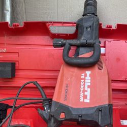 HILTI Demolition Hammer TE 1000 AVR