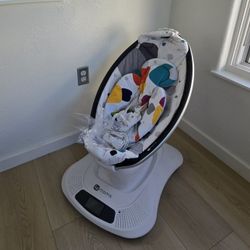 4 moms baby rocker