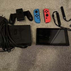 Nintendo Switch 