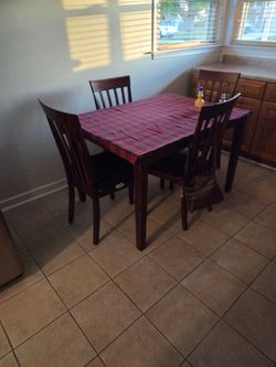 Moving sale