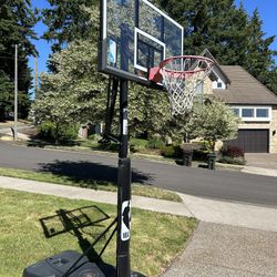 Spaulding Basketball Hoop 